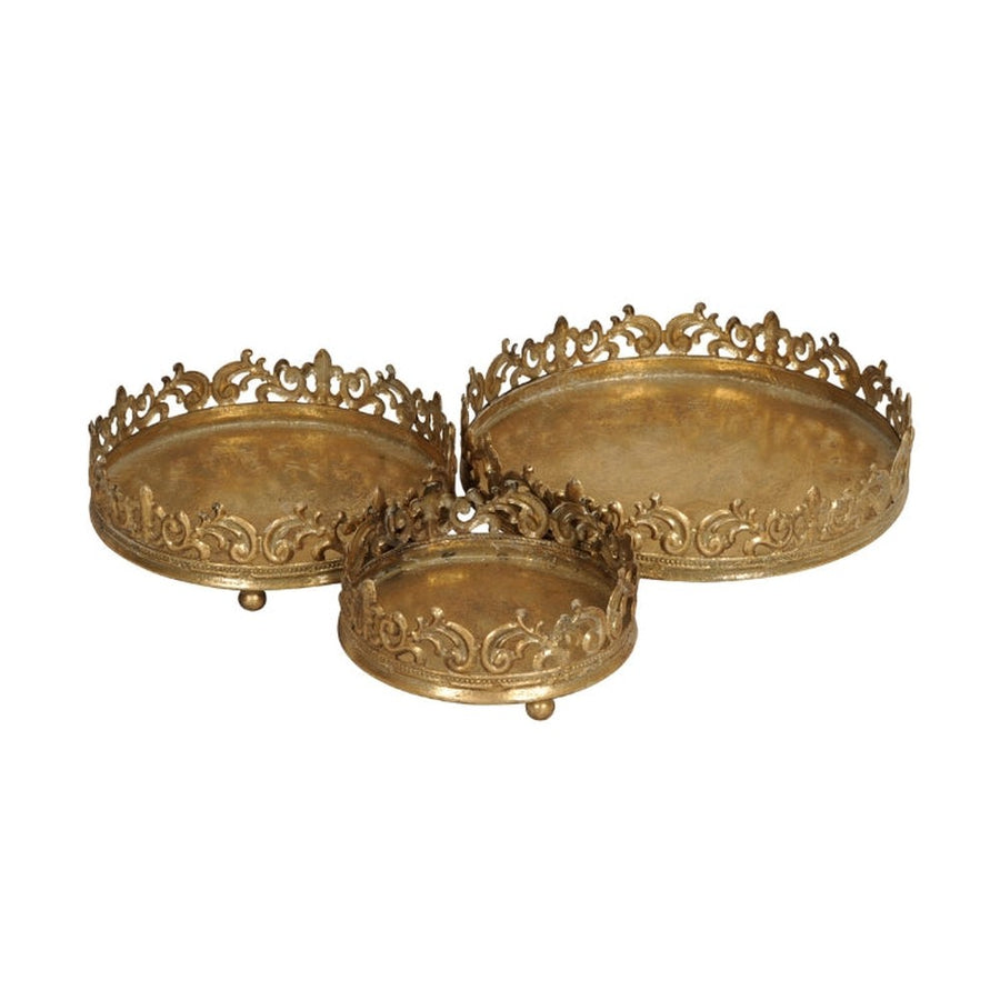 Antikolt felületű, aranyszínű, 3 darabból álló, karácsonyi fém tálcaszett.