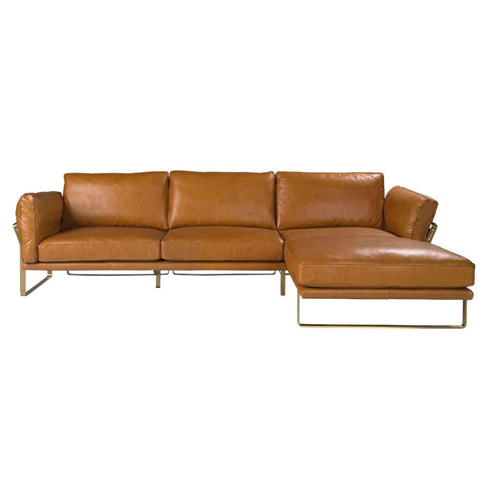 Loft stílusú, karamell színű bőrrel kárpitozott sarokkanapé aranyszínű acél lábakkal