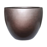 Belső ültetőkaspóval ellátott, kávébarna színű, dizájn műgyanta kaspó