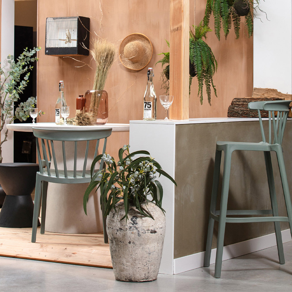 2 darab kortárs, modern stílusú, jádezöld színű, műanyag kerti szék 2 darab kortárs, modern stílusú, jádezöld színű, műanyag kerti szék