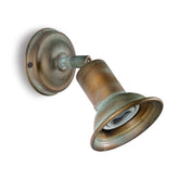 Vintage stílusú, réz spot lámpa egy foglalattal.