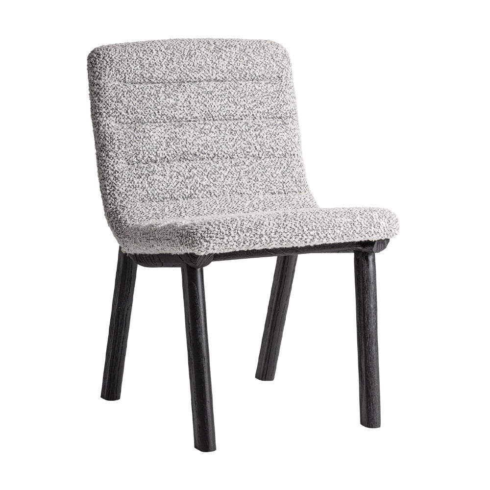 Jacquard szék háromnegyedes nézet – buklé kárpittal és fekete nyírfa lábakkal