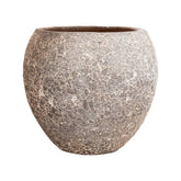 Nagy méretű, rozsdás árnyalatú kézzel készített kaspó a BAQ Lava kollekcióból