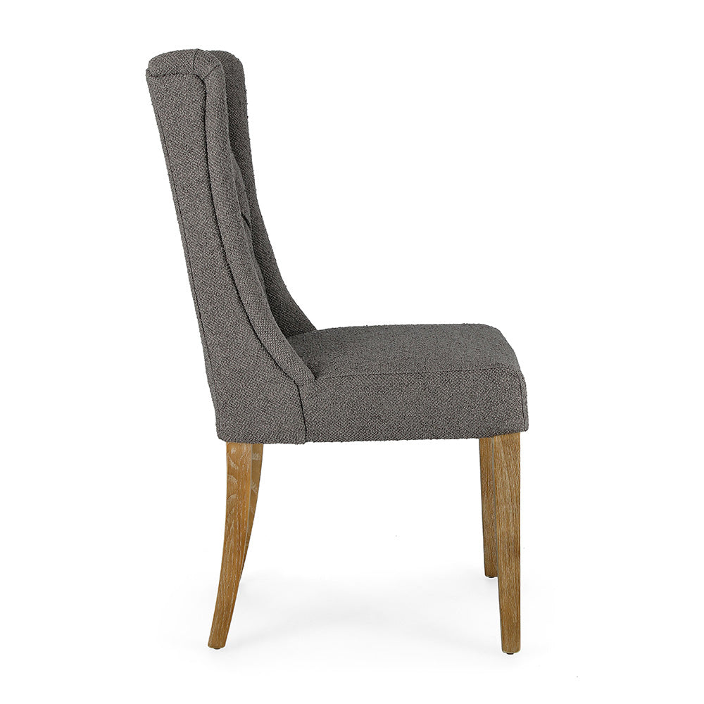 Szürke színű szövettel kárpitozott tölgyfa étkezőszék. Szürke színű szövettel kárpitozott tölgyfa étkezőszék.