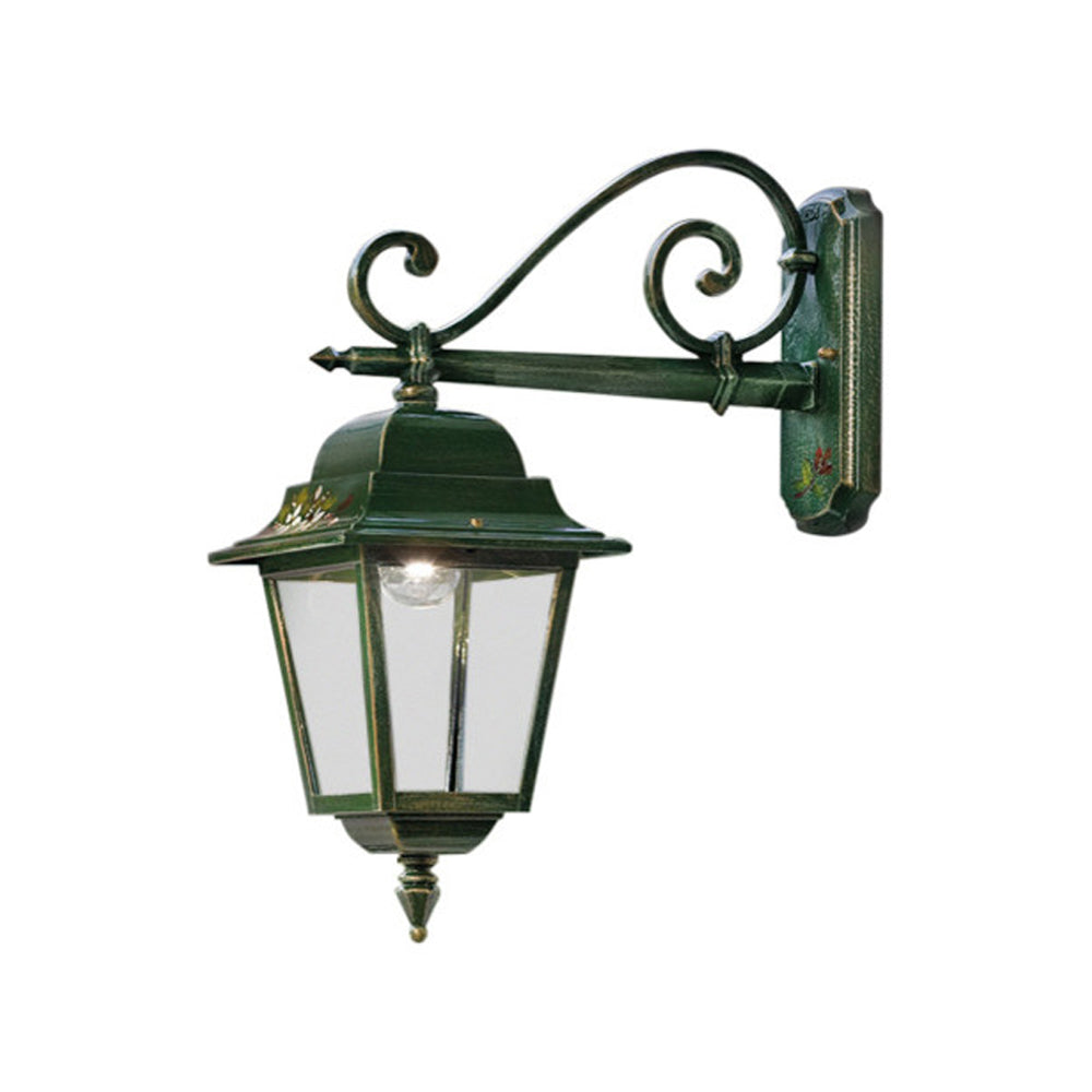 Ferroluce Classic Gorizia kültéri fali lámpa lefelé lógó kialakítással, zöld-arany patinás alumíniumból, kézzel festett virágmintával, fehér háttéren.