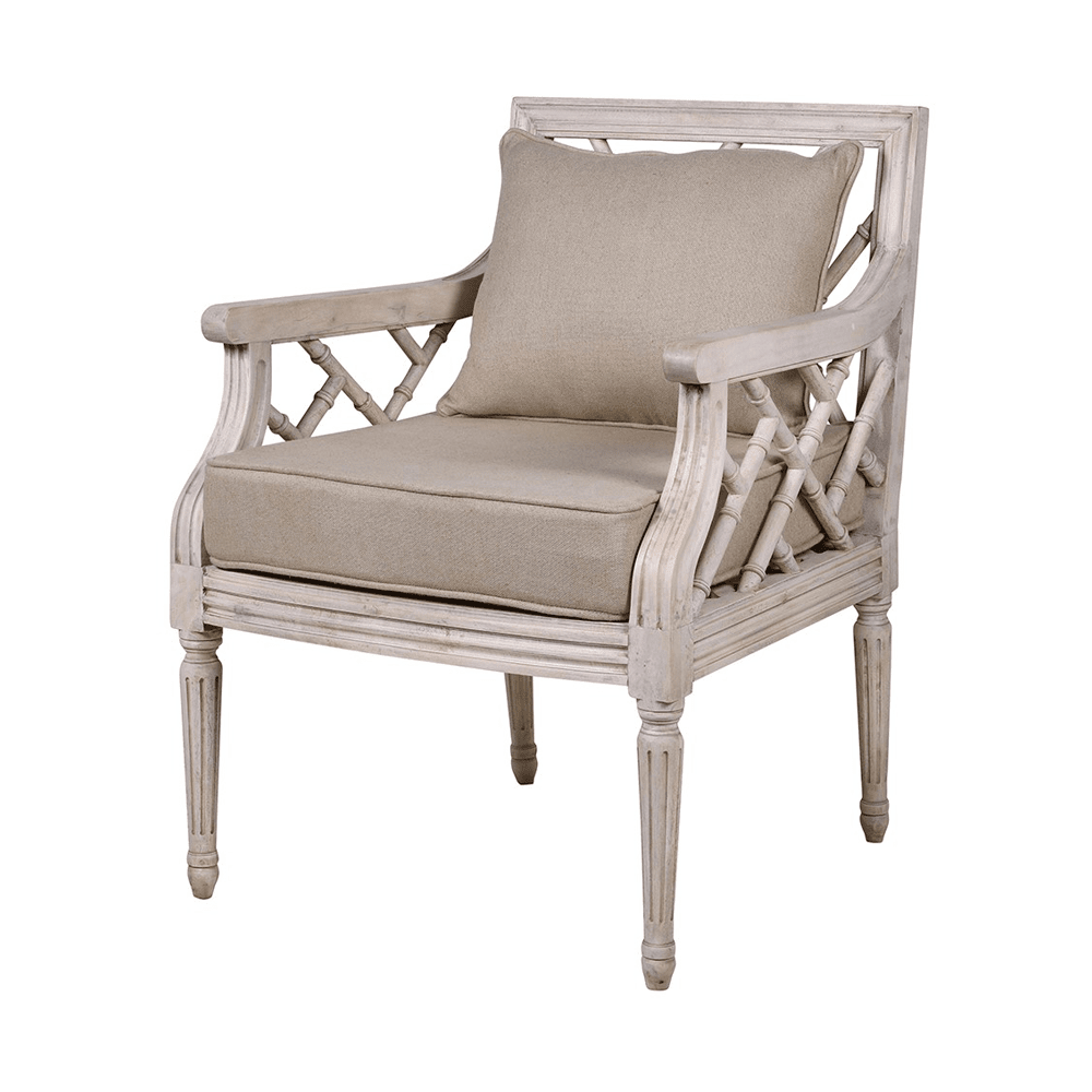 Tömör akácfából faragott, exkluzív kézműves karosszék.