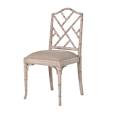 Tömör akácfából faragott, exkluzív, kézműves szék.