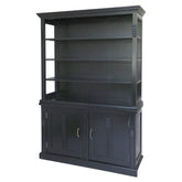 Fekete színű tálalószekrény.