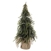 Műfenyő dekoráció, natúr színű jutazsákban.