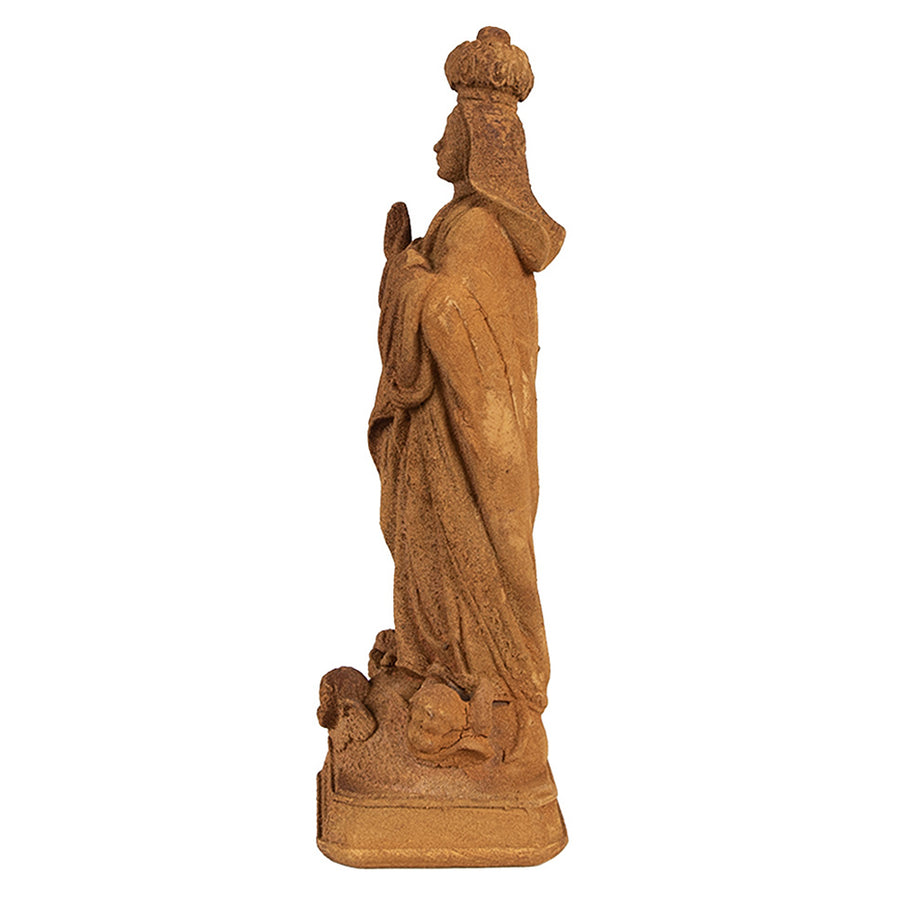 Rozsdabarna színű, antikolt felületű Madonna figura.