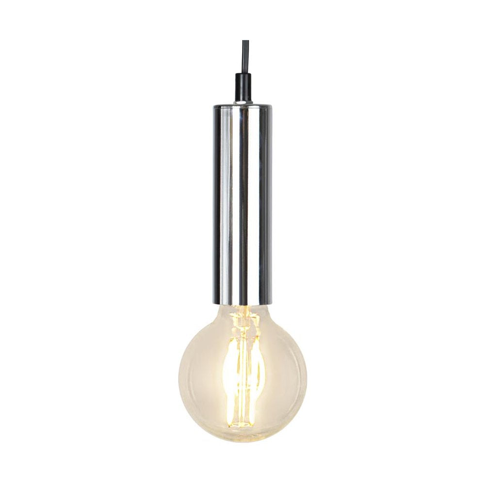 Fényes króm felületű, modern, csőszerű függő dekorfoglalat.