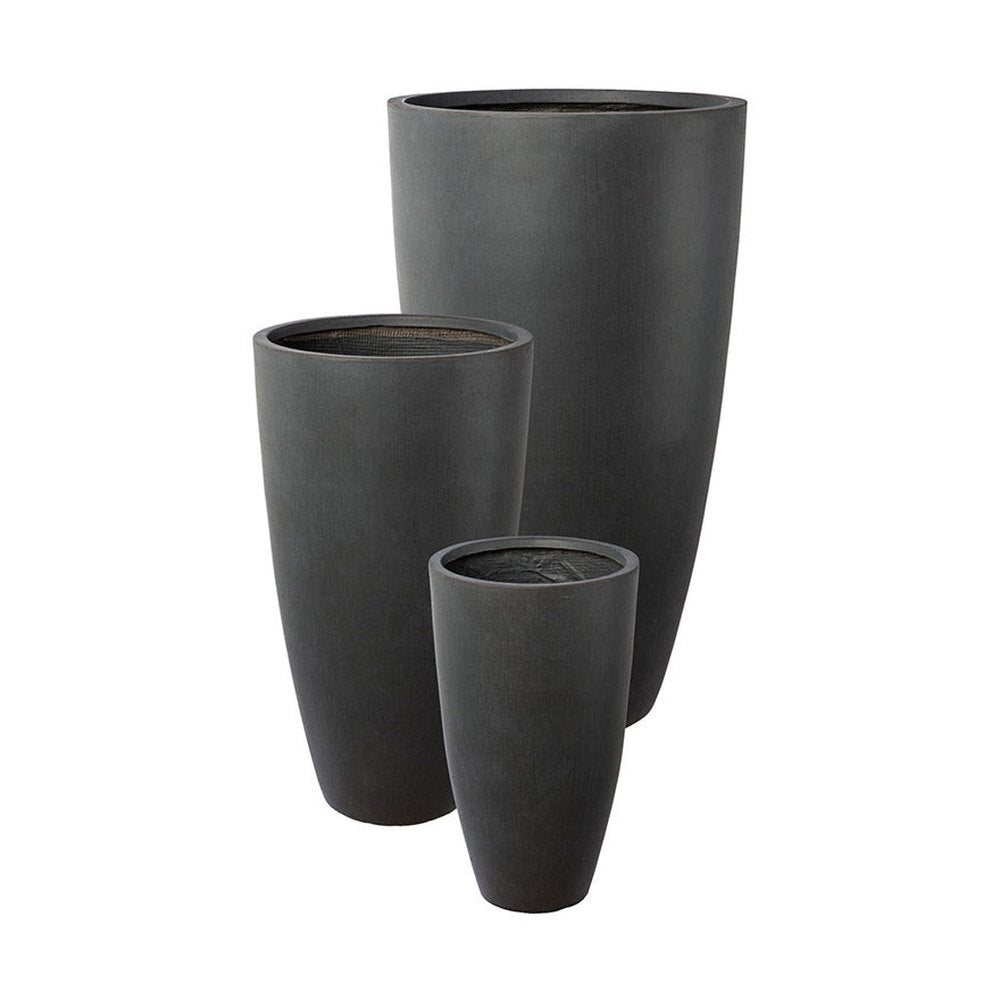 Fagyálló műgyantából készült, modern kortárs stílusú, beton hatású, antracitfekete színű kültéri kaspószett.