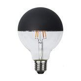 Coated Shining meleg fehér fényű LED dekorációs izzó áttetsző üveggel, matt fekete bevonattal.