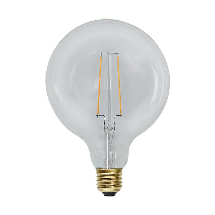 Clear Filament dekorációs izzó. Meleg fehér fényű LED dekorációs izzó áttetsző üveggel.
