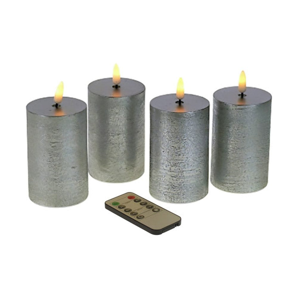 4 darabos, élethű megjelenésű, ezüstszínű, valódi viaszból kialakított, időzítővel rendelkező, távirányítós, dimmelhető, 10 cm magas LED oszlopgyertya.