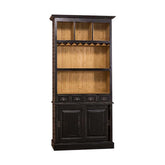 Fenyőfa pohárszék szekrény. A bútor felső részén három tárolórekesz, két polc, valamint talpasz poharak számára kialakított tárolósor lett kialakítva. Alul három fiók, és tolóajtós tároló található. Színe: antikolt fekete és natúr.