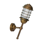 Industrial stílusú, antikolt sárgaréz színű, réz falikar opál üvegbúrával.