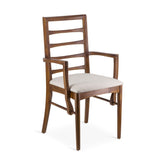 Modern stílusú, teakfából faragott, bézs színű szövettel kárpitozott kézműves karosszék.