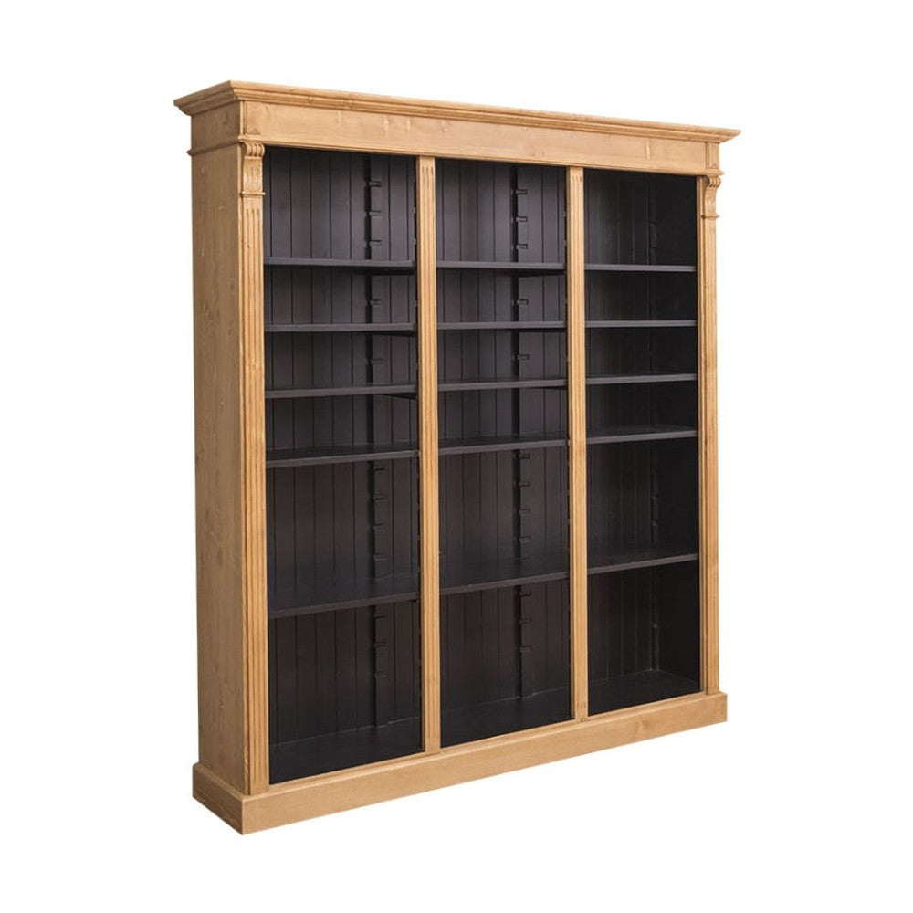 Klasszikus stílusú, háromosztatú fenyő könyvszekrény, állítható polcokkal. Színe natúr és csokoládébarna.