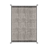 Szürke gyapjú szőnyeg.