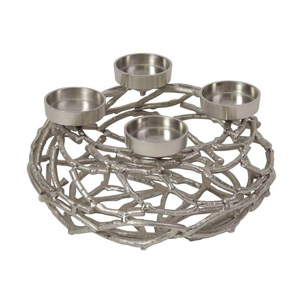 Alumíniumból készült, ezüstszínű adventi gyertyatartó koszorú.