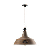 Rusztikus, vidéki stílusú, antikolt felületű mázas kerámiából és rozsdás fémből készült, textilburkolatú vezetékkel kialakított, kézműves függeszték lámpa.