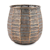 Dombormintás felületű, réz színű, nagyméretű fém kaspó