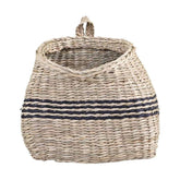 Tengerifűből készült, natúr színű fali kosár.