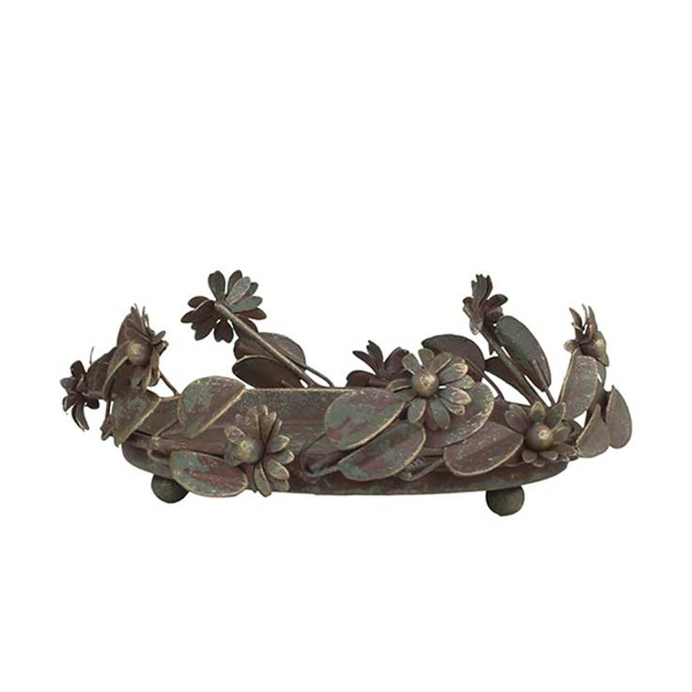 Vintage stílusú, antikolt felületű, fém virágokkal és levelekkel díszített antik réz színű gyertyatartó tálca