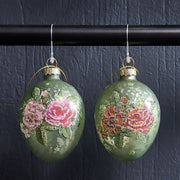 2 darabos, zöld színű függeszthető húsvéti üvegtojás szett.