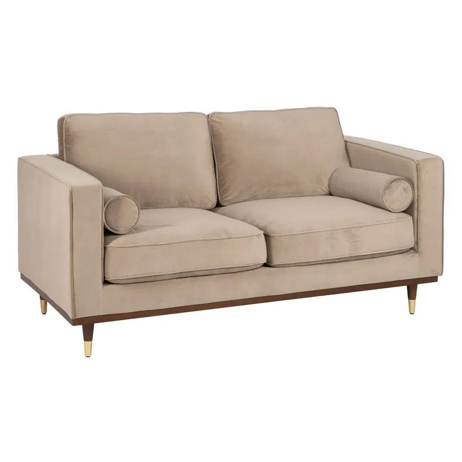 Pezsgőszínű bársonnyal kárpitozott, 2 személyes kanapé.