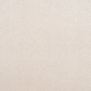 Bézs színű pamutvászon kárpitozású, kényelmes párnákkal ellátott kortárs kanapé..