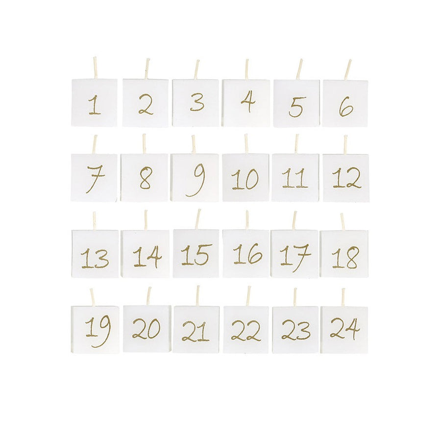 Antik fehér színű paraffinból készült, aranyszínű számokkal díszített, kocka formájú, 24 db-os adventi gyertya szett.
