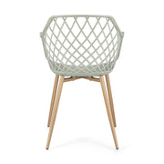 Zöld színű műanyag étkezőszék.