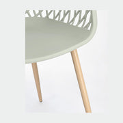 Zöld színű műanyag étkezőszék.