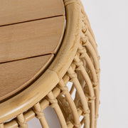 Mediterrán, natúr színű, bambuszhatású alumíniumból készült, kerti dohányzóasztal teakfa fedlappal