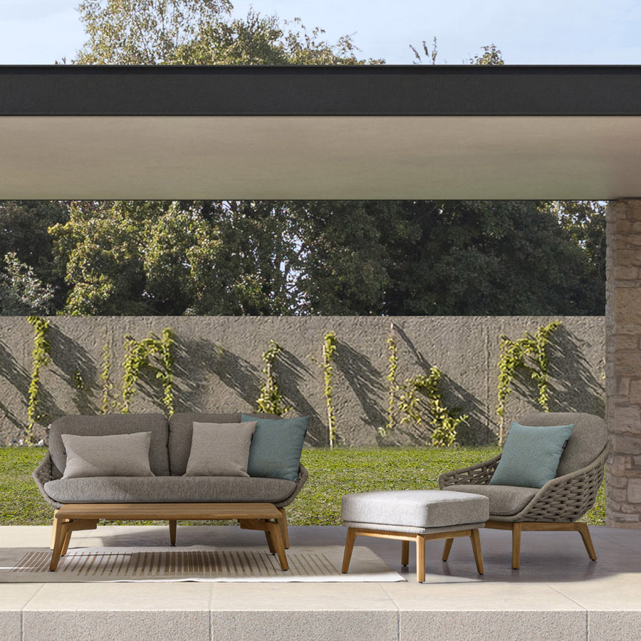 Kortárs stílusú, bézs színű, design kerti fotel natúr színű teakfa lábakkal