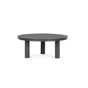 Kortárs fekete alumíniumból készült, kerti ülőgarnitúra grafitszürke ülő- és hátpárnákkal.