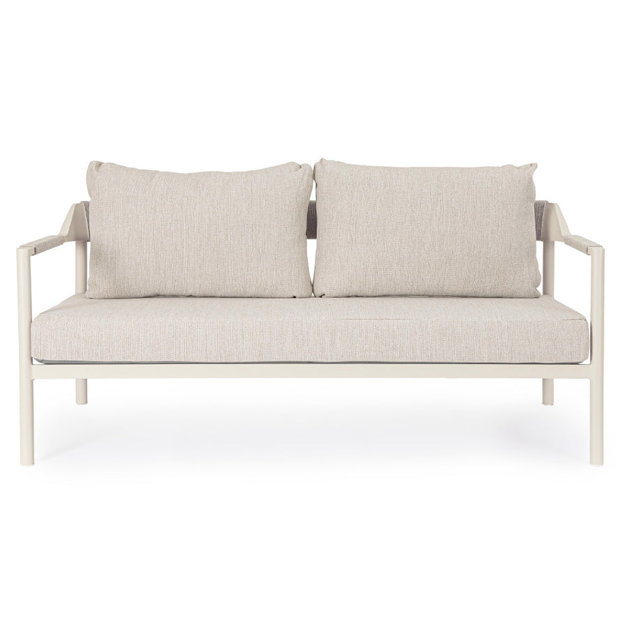 Kortárs, bézs alumíniumból készült,  kerti ülőgarnitúra homokszínű ülő- és hátpárnákkal.