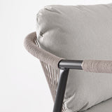 Miravet kültéri fotel részlet olefin kötélfonatos háttámlával és karfával