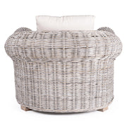 rattan fotel hátulnézet robusztus kézzel font szerkezettel