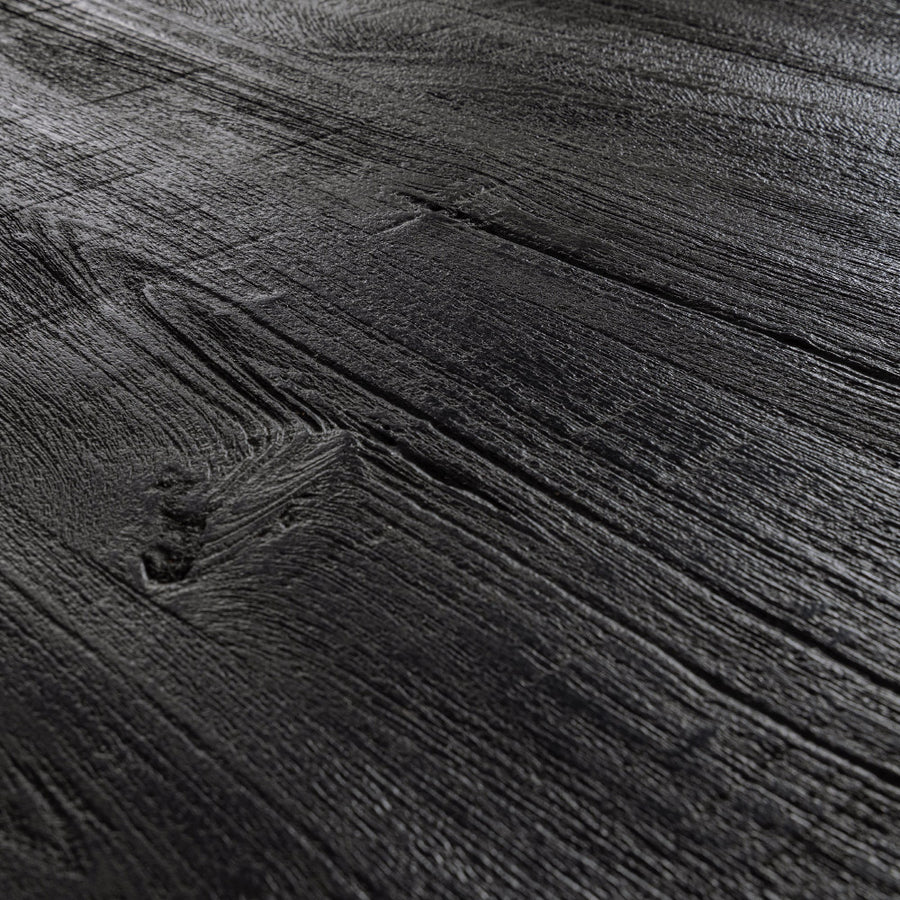 Nagy méretű, kortárs stílusú, fekete színű mangófa étkezőasztal fém lábakon.