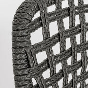 Kortárs stílusú, alumínium vázas, fekete színű kerti szék rostfonatokkal és natúr színű teakfa lábakkal