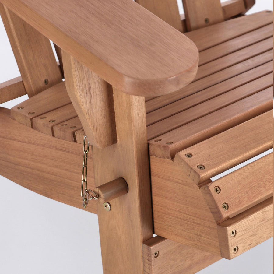 Ülőfelület és szerkezeti részlet – léces kialakítás, stabil rögzítések