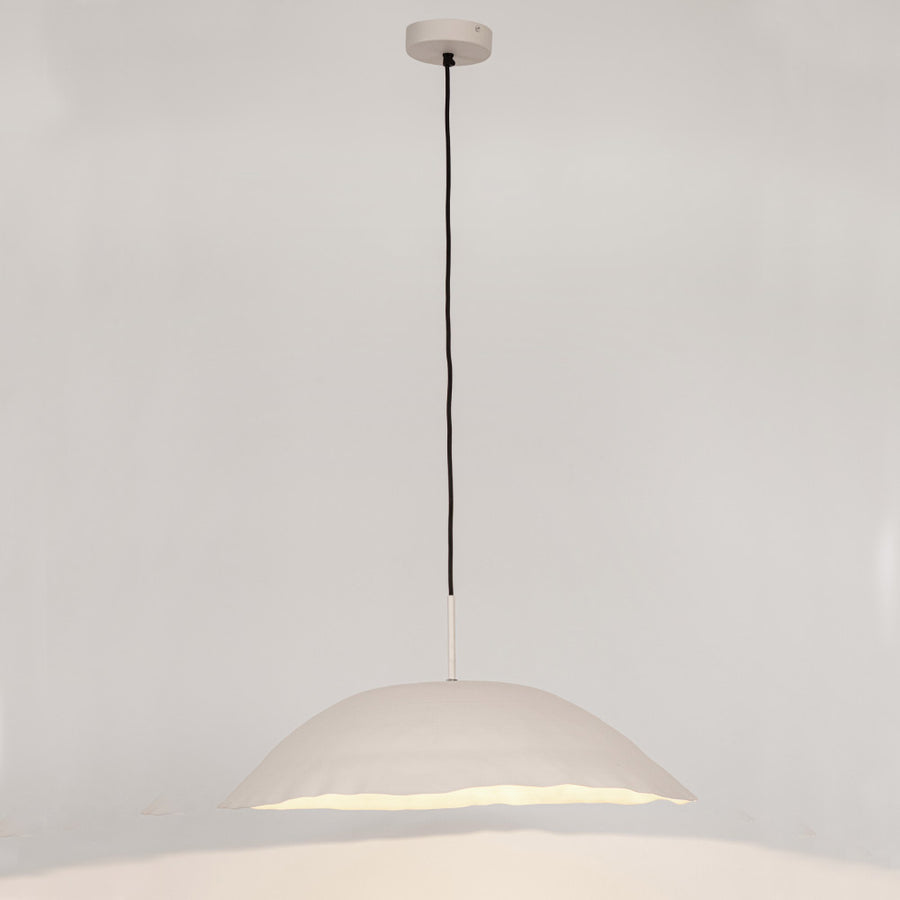 Kortárs stílusú, matt fehér színű, 60,5 cm átmérőjű, design függeszték lámpa