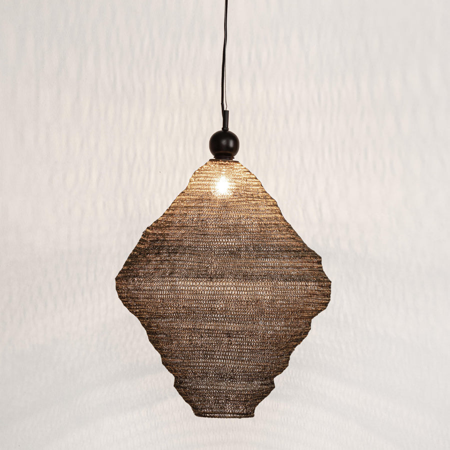 Kortárs stílusú, aranyszínű, láncgyűrűkből készült, design függeszték lámpa