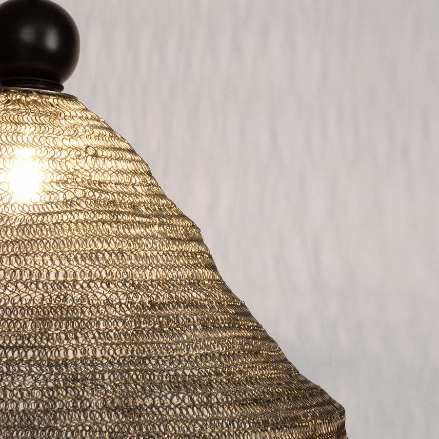 Kortárs stílusú, aranyszínű, láncgyűrűkből készült, design függeszték lámpa