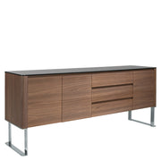 Kortárs stílusú, diófa furnérral borított, dizájn komódszekrény fekete edzett üveg fedlappal.