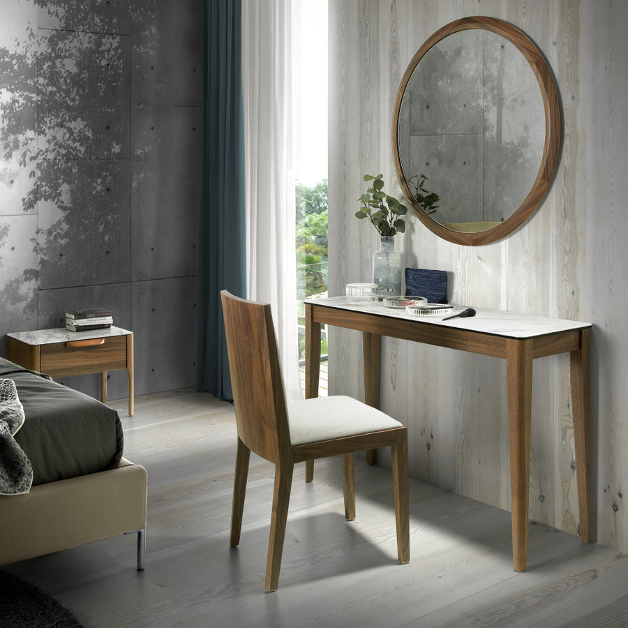 Kortárs stílusú, diófa furnérral borított, dizájn konzolasztal porcelán fedlappal.