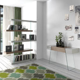 Kortárs stílusú, diófa furnérral borított, dizájn konzolasztal edzett üveg lábakkal.